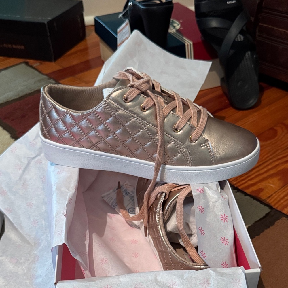 Isaac Mizrahi Rose Gold Quilted Sneakers
